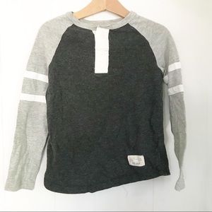 Gap | Gray Henley with Contrasting Arms & Stripes